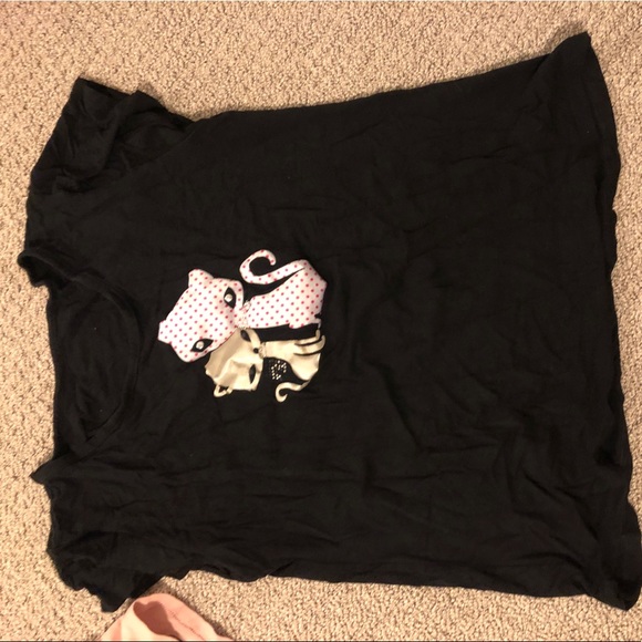 Pyjama set : 3 shirts, booty shorts - Picture 3 of 5